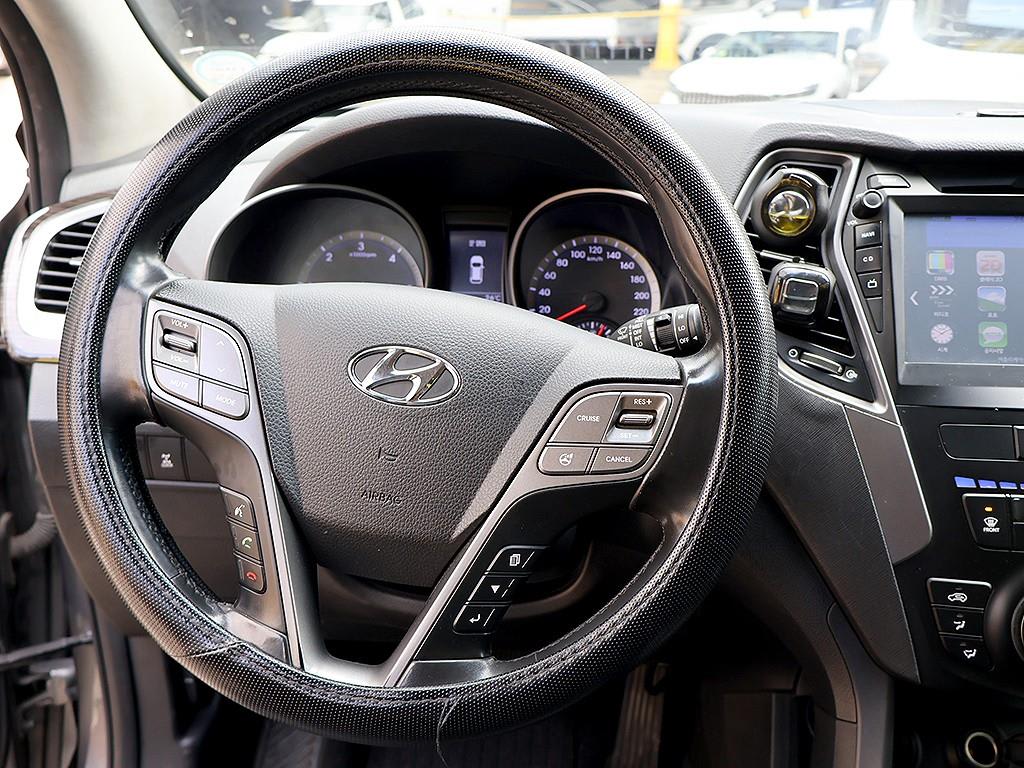 2013 Hyundai Santa Fe DM Gris - Miniatura 8