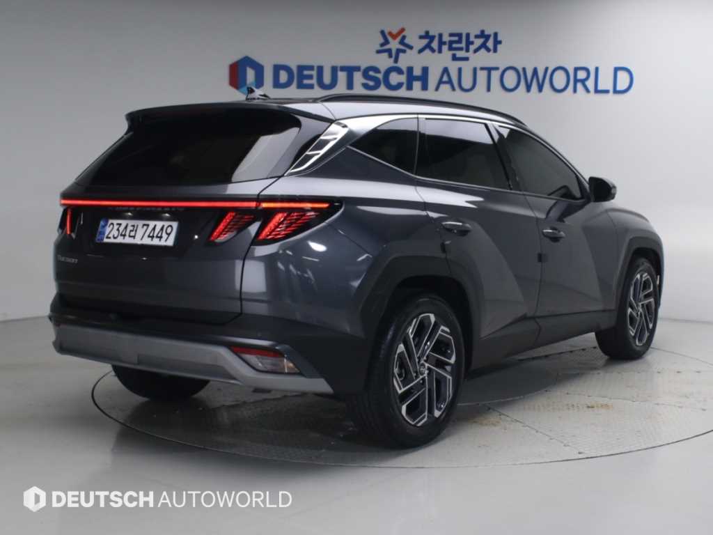 2024 Hyundai Tucson (NX4) Gris - Miniatura 3