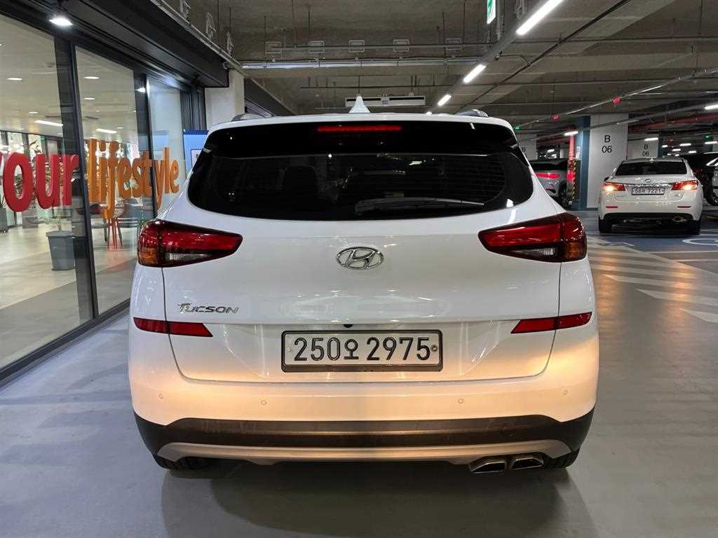 2020 Hyundai Tucson 1.6T Blanco - Miniatura 5
