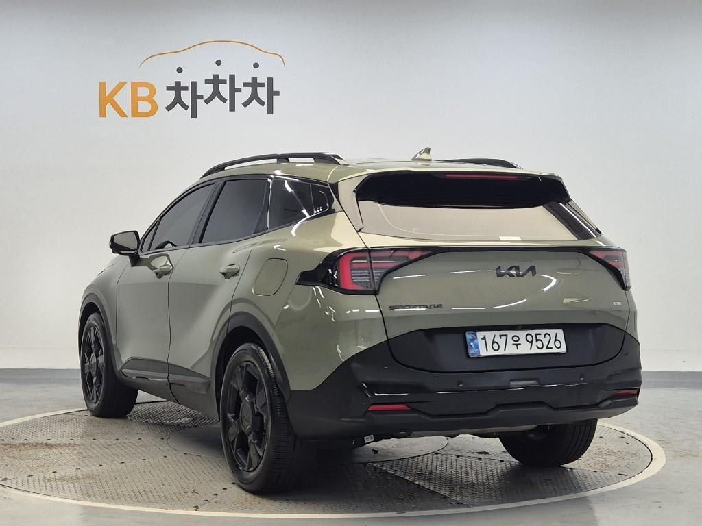 2025 Kia Sportage 5th Verde - Miniatura 2