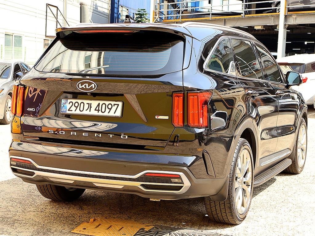2021 Kia Sorento Generation Negro - Miniatura 4