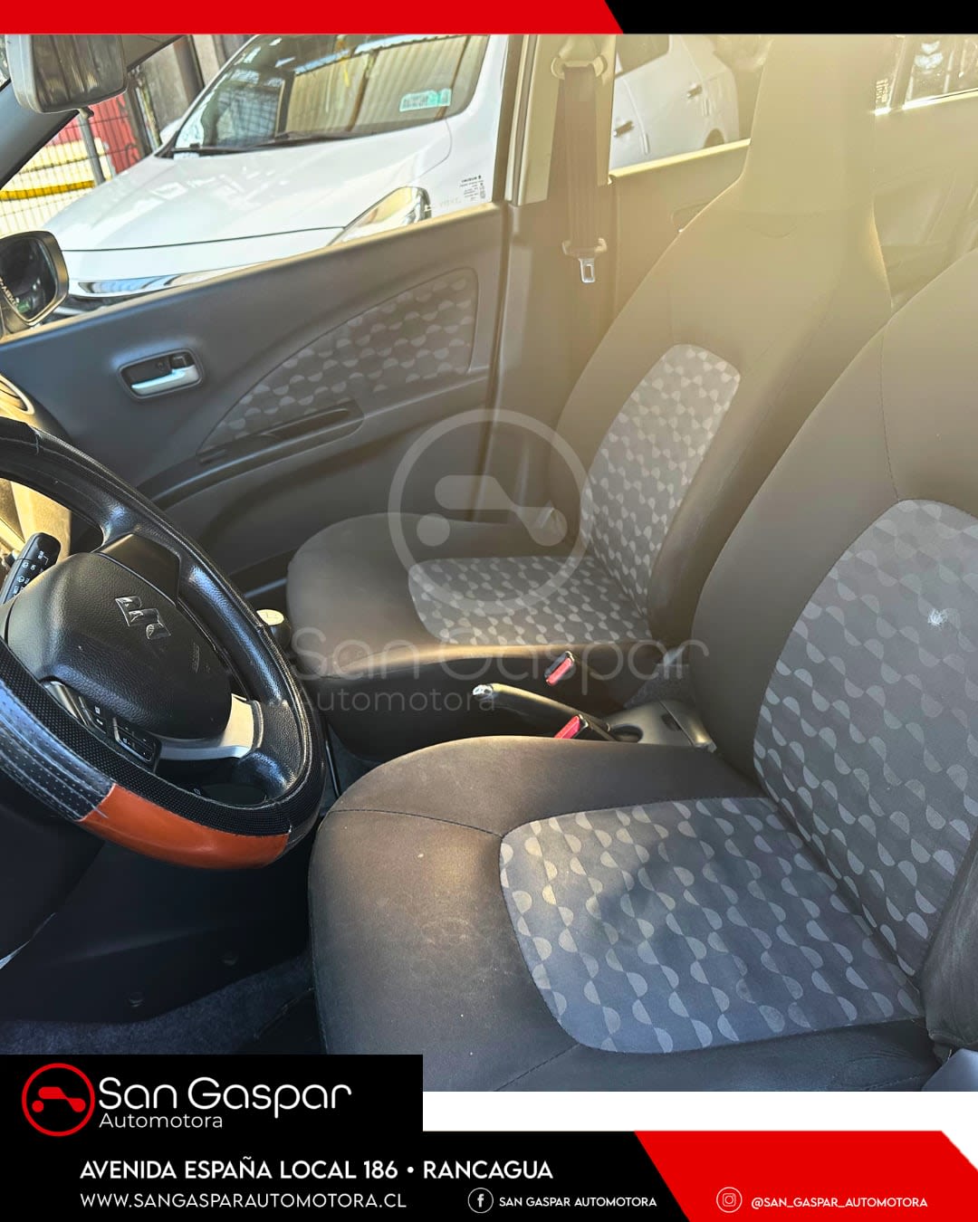 2021 Suzuki Celerio GLX GLX - Miniatura 10