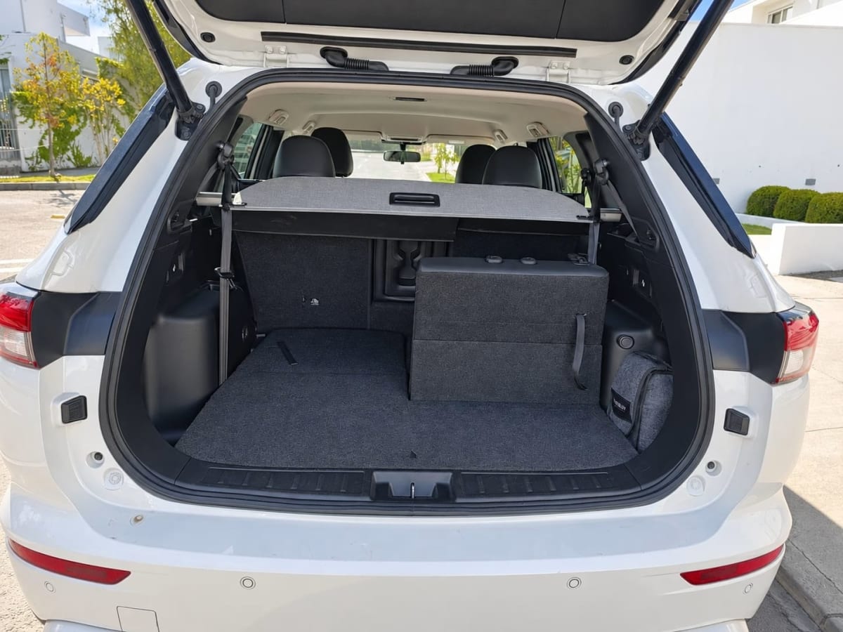 2023 Mitsubishi Outlander 4X4 Blanco - Miniatura 6