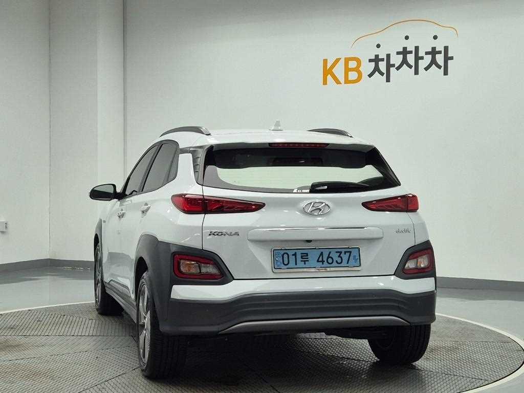 2019 Hyundai Kona Ref 426542 Diesel Blanco - Miniatura 2