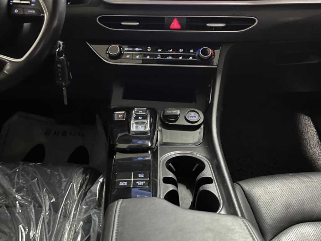 2020 Hyundai Sonata (DN8) - Miniatura 9