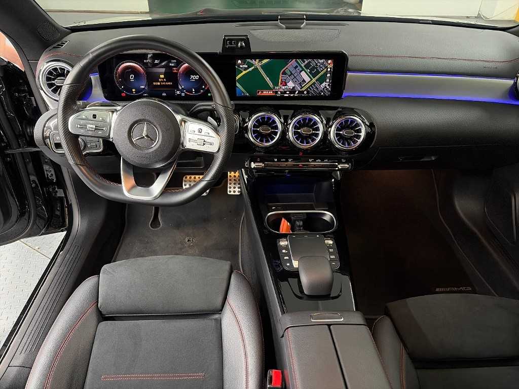 2023 Mercedes-Benz Cla Mercedes Benz Class Ref 427044 - Miniatura 7