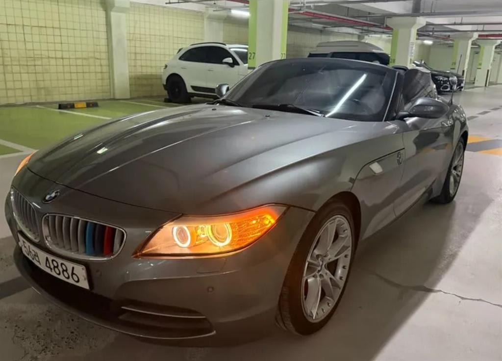 2010 BMW Z4 Ref 427031 Gasoline Gris - Miniatura 2