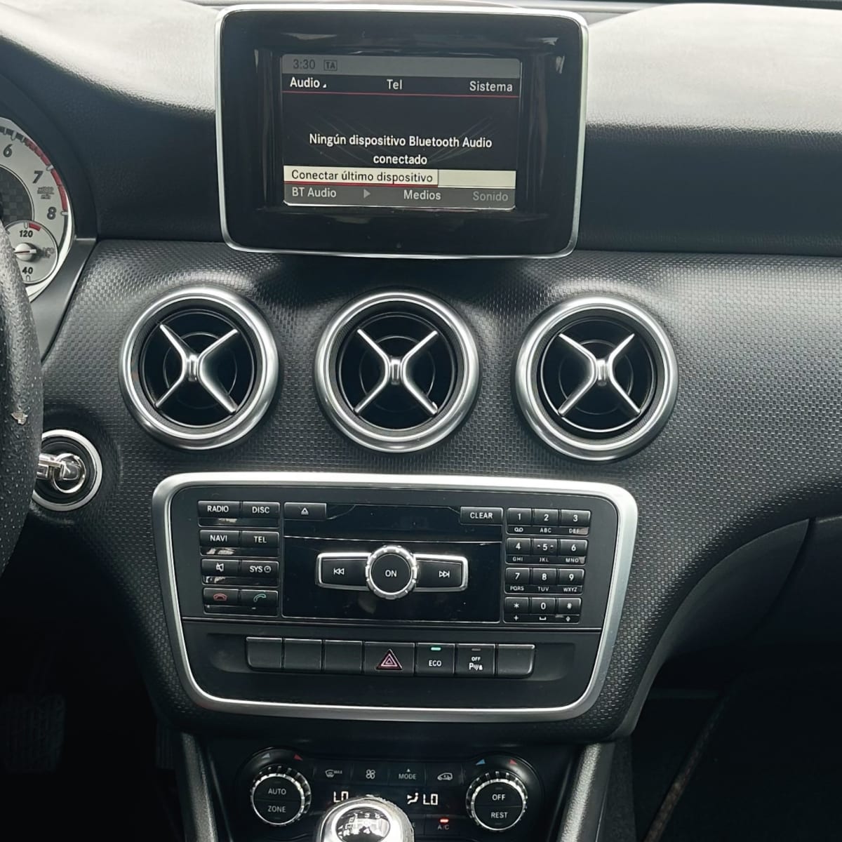 2015 Mercedes-Benz A200 Blueficincy - Miniatura 8