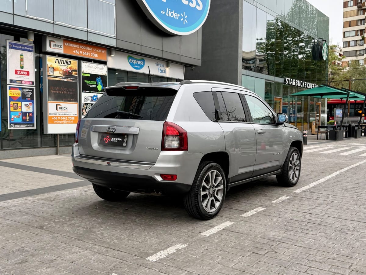 2016 Jeep Compass Limited - Miniatura 4