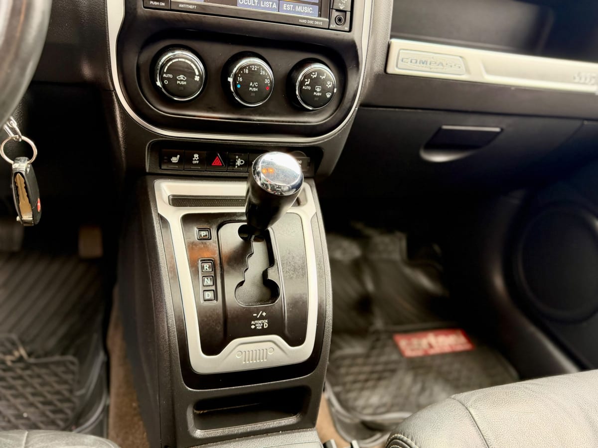 2016 Jeep Compass Limited - Miniatura 9