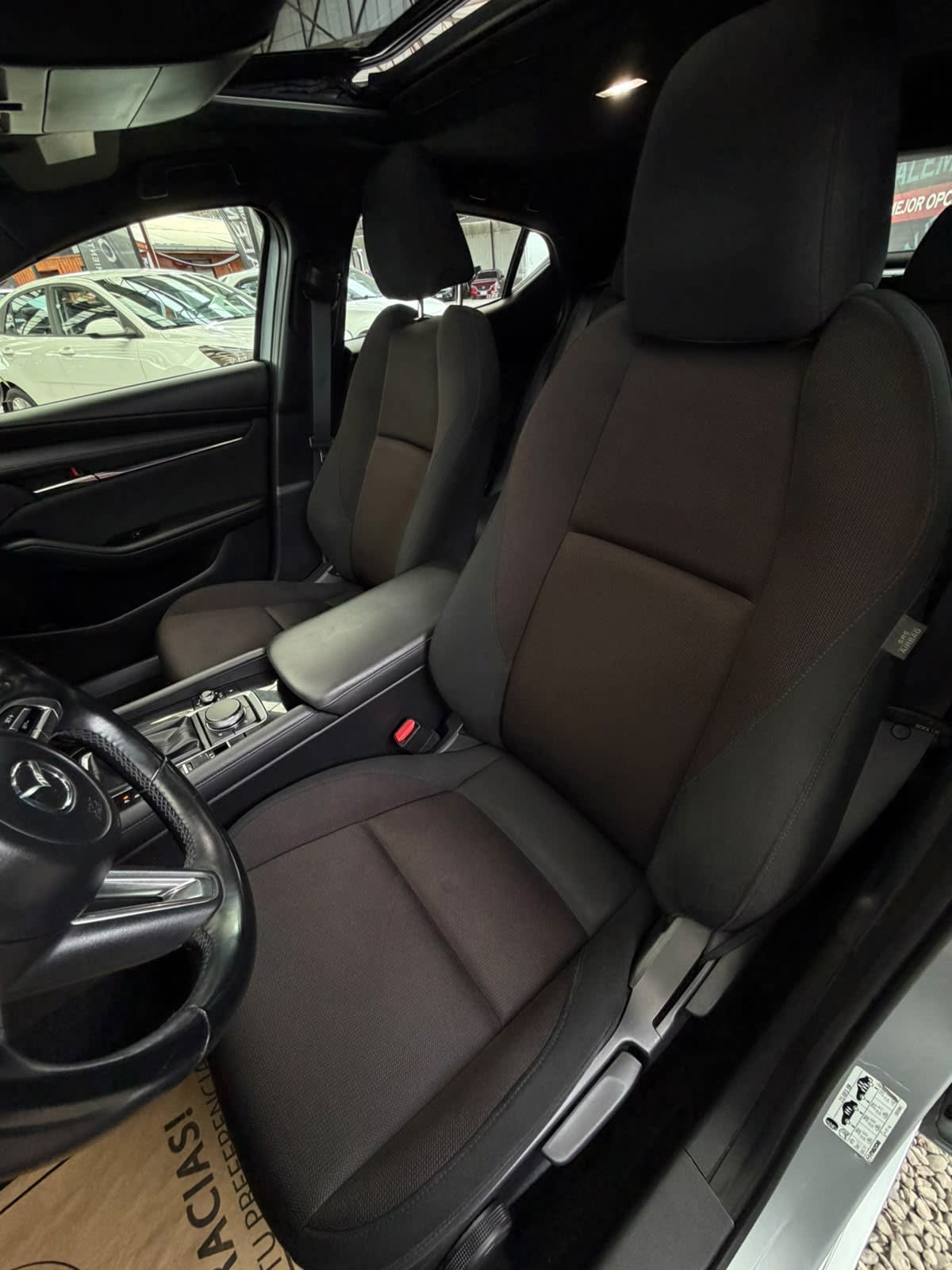 2022 Mazda 3 3 Plata - Miniatura 9