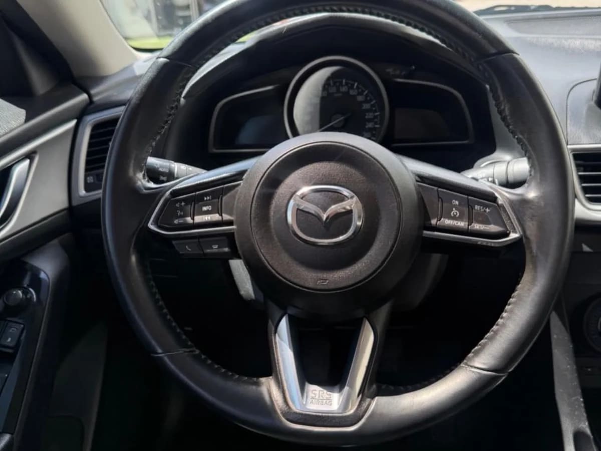 2017 Mazda 3 2.0 Gris - Miniatura 5