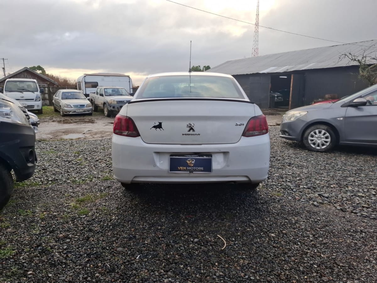 2018 Peugeot 301 Blanco - Miniatura 9