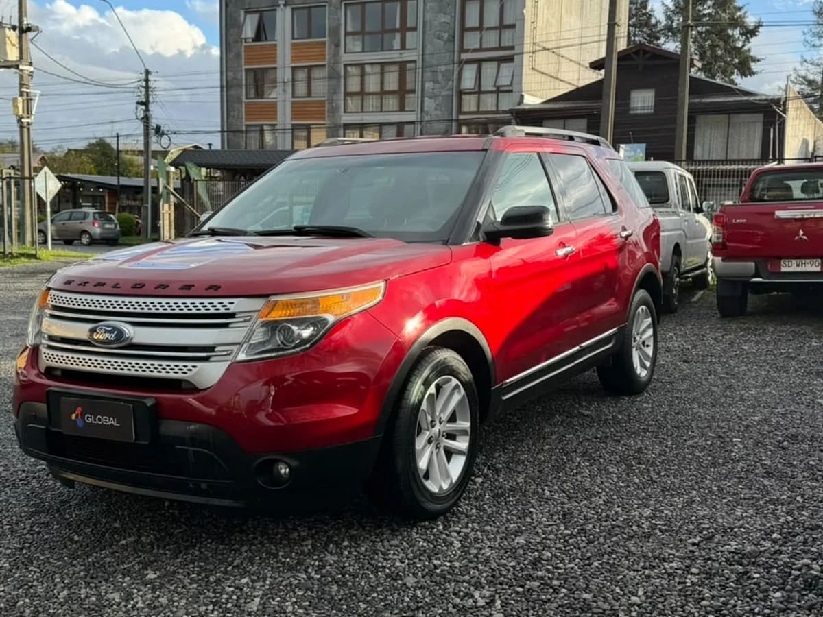 2014 Ford Explorer XLT Rojo - Imagen 1