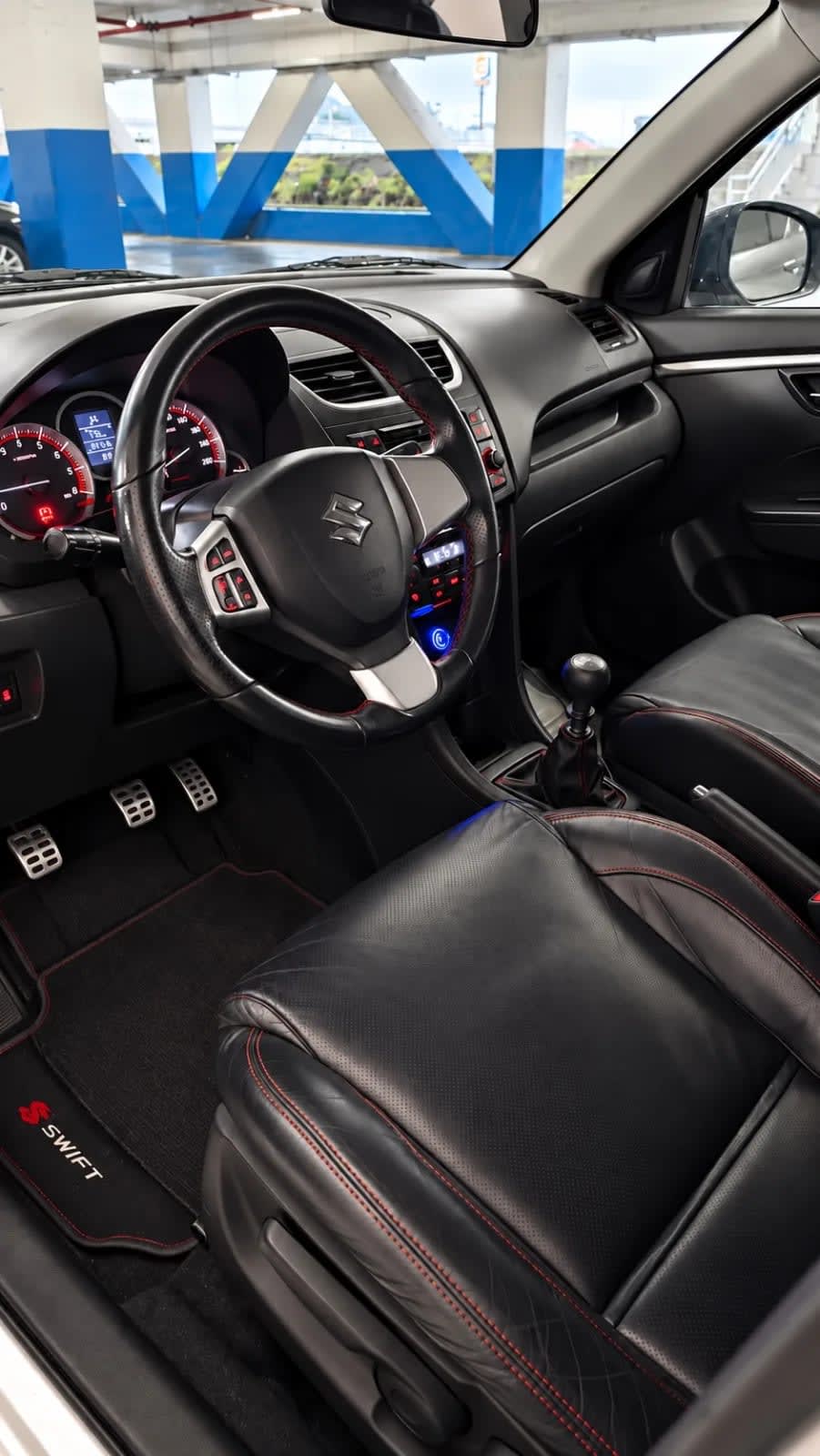 2013 Suzuki Swift Sport Gris - Miniatura 6