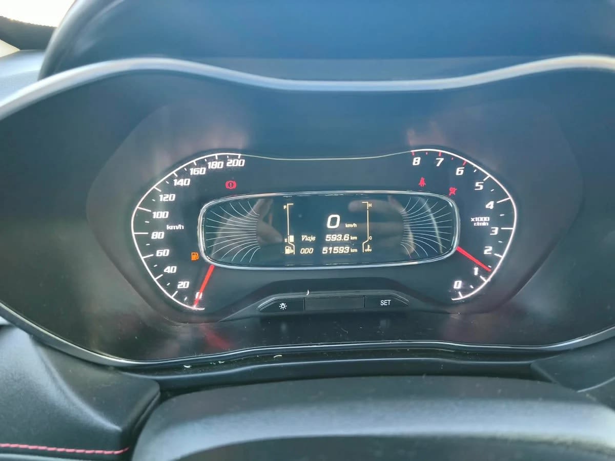2024 Chevrolet Groove 1.5L Gris - Miniatura 9