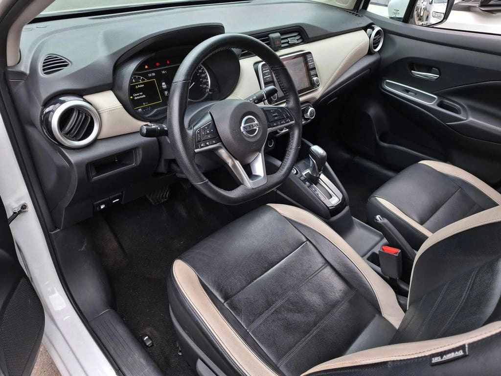 2022 Nissan Versa 1.6 - Miniatura 5