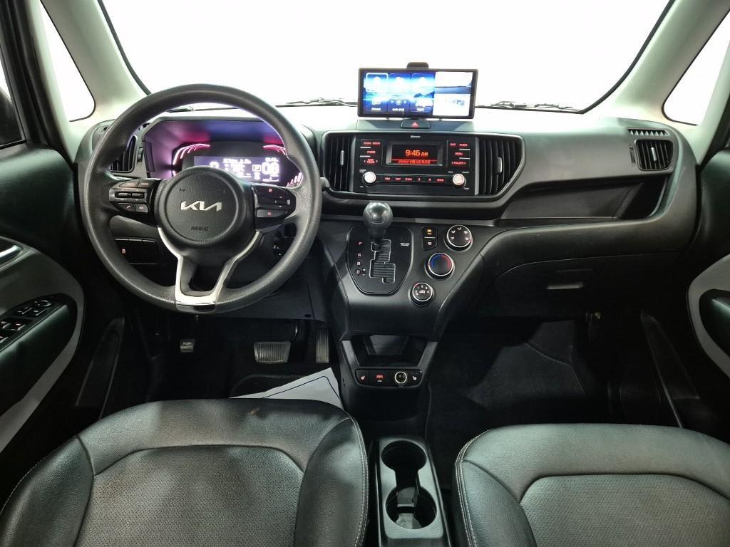 2023 Kia Ray Array Gris - Miniatura 7