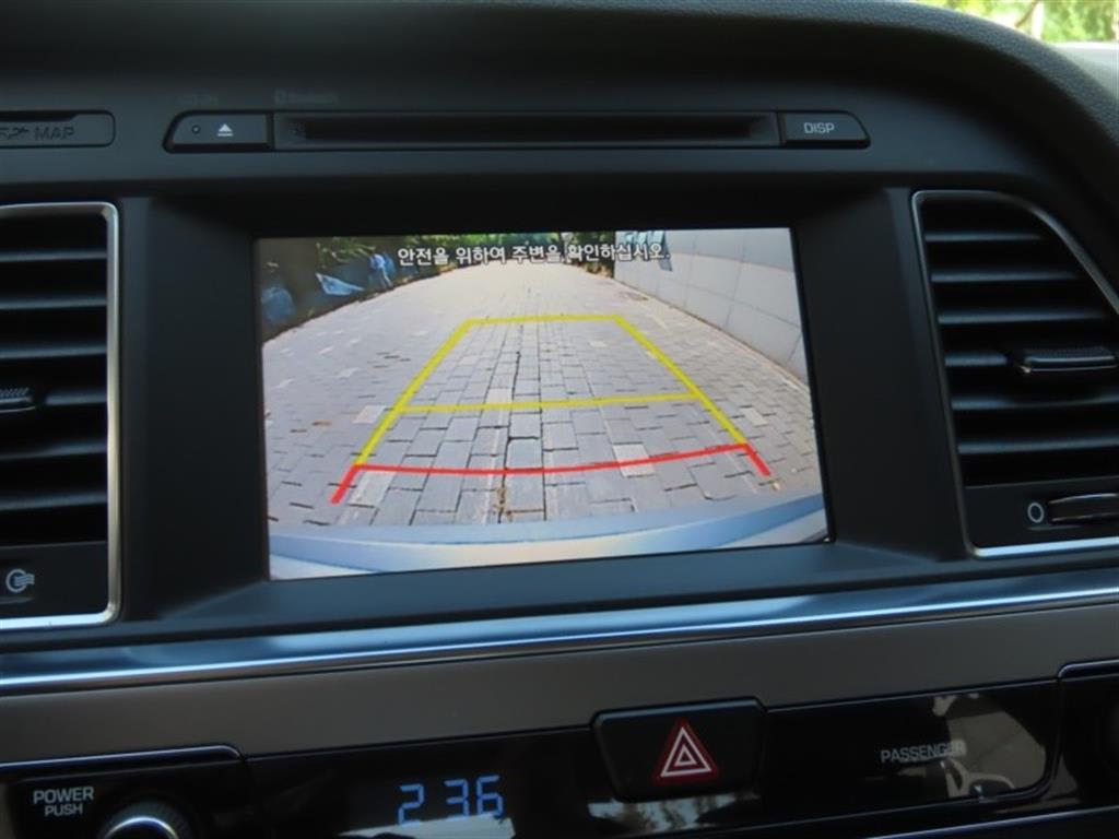 2015 Hyundai Sonata 2.0 - Miniatura 9