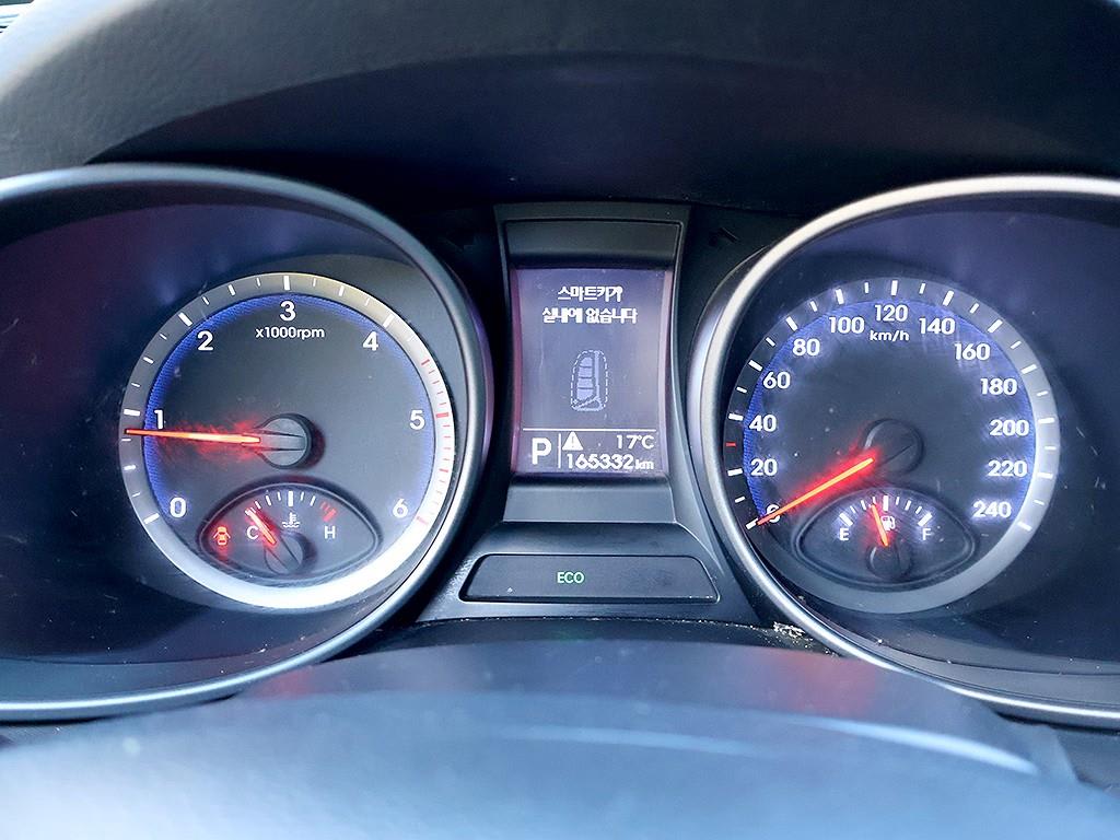 2013 Hyundai Santa Fe DM Blanco - Miniatura 6