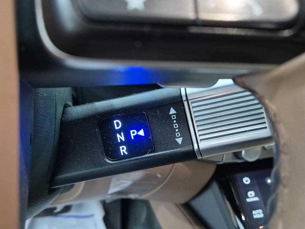 2023 Hyundai Grandeur (GN7) Plata - Miniatura 8