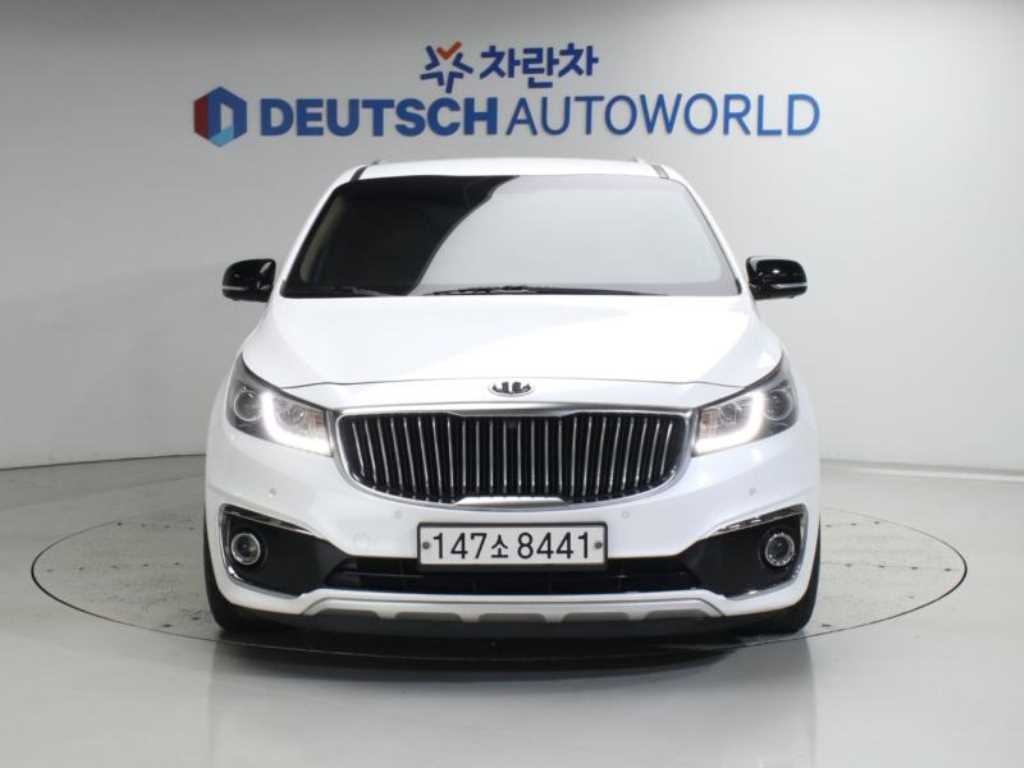 2018 Kia Carnival Diesel - Miniatura 3