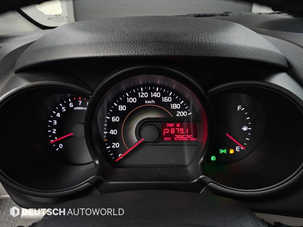 2019 KIA Ray Ref 427434 Gasoline Blanco - Miniatura 8