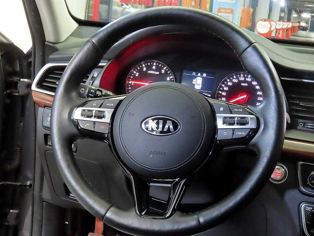 2016 Kia K7 3.0 Gris - Miniatura 8