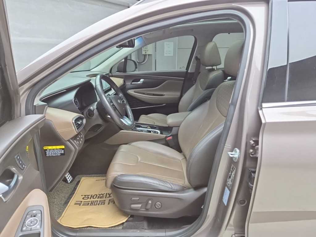 2019 Hyundai Santa Fe TM - Miniatura 5