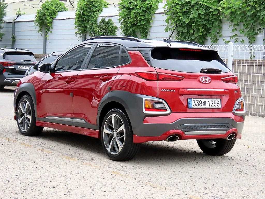 2018 Hyundai Kona 1.6 Rojo - Miniatura 3