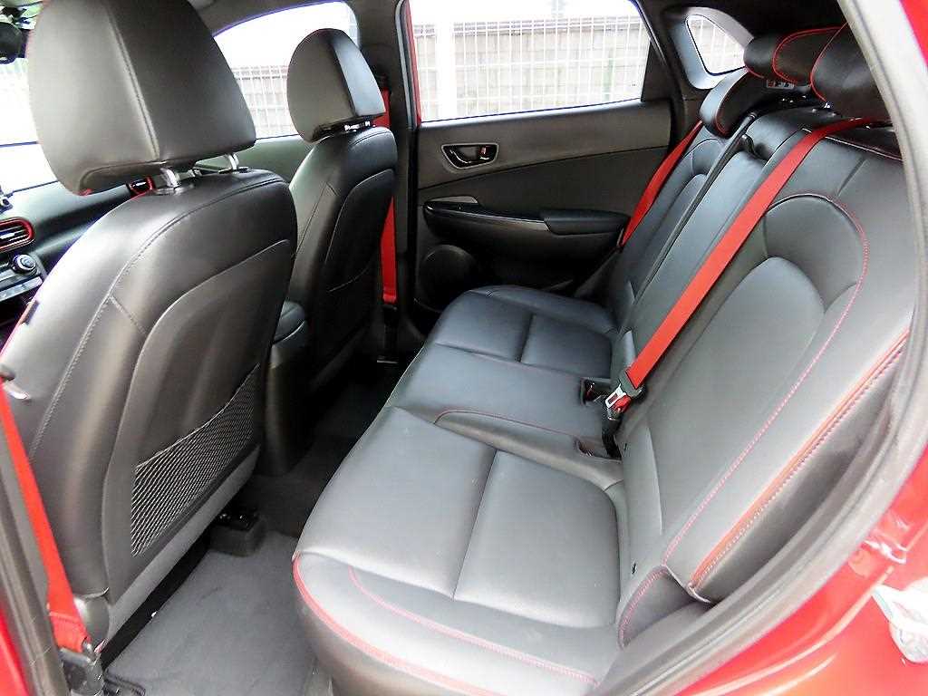 2018 Hyundai Kona 1.6 Rojo - Miniatura 6