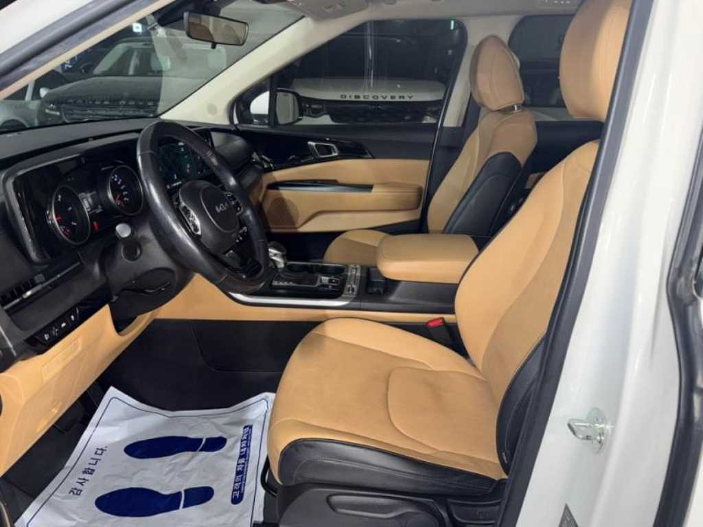 2023 Kia Carnival 4th Blanco - Miniatura 6