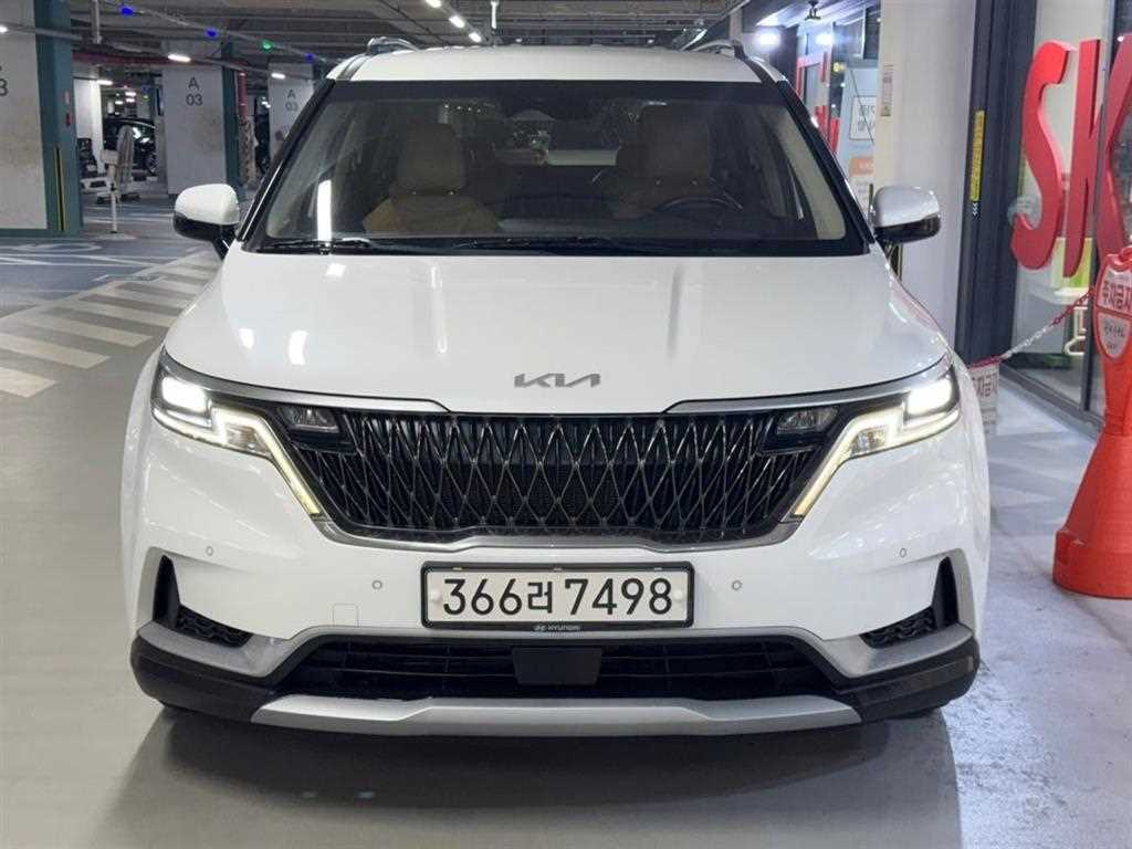 2023 Kia Carnival 4th Blanco - Imagen 1