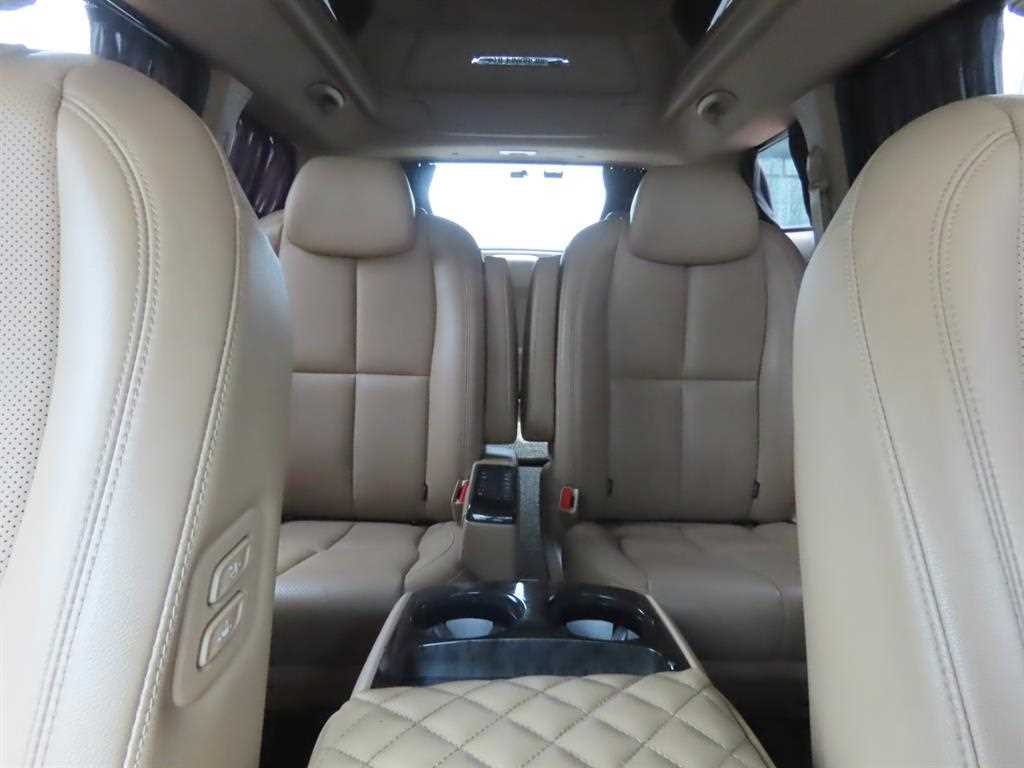 2019 Kia Carnival Diesel Negro - Miniatura 7