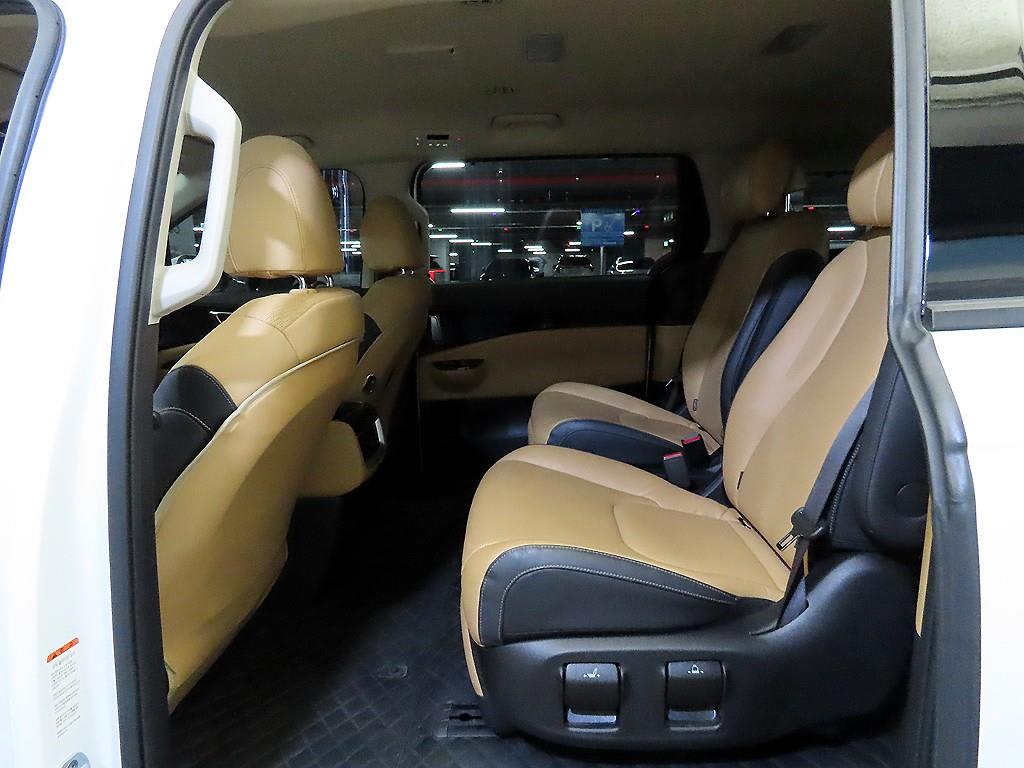 2022 Kia Carnival 4th Blanco - Miniatura 7