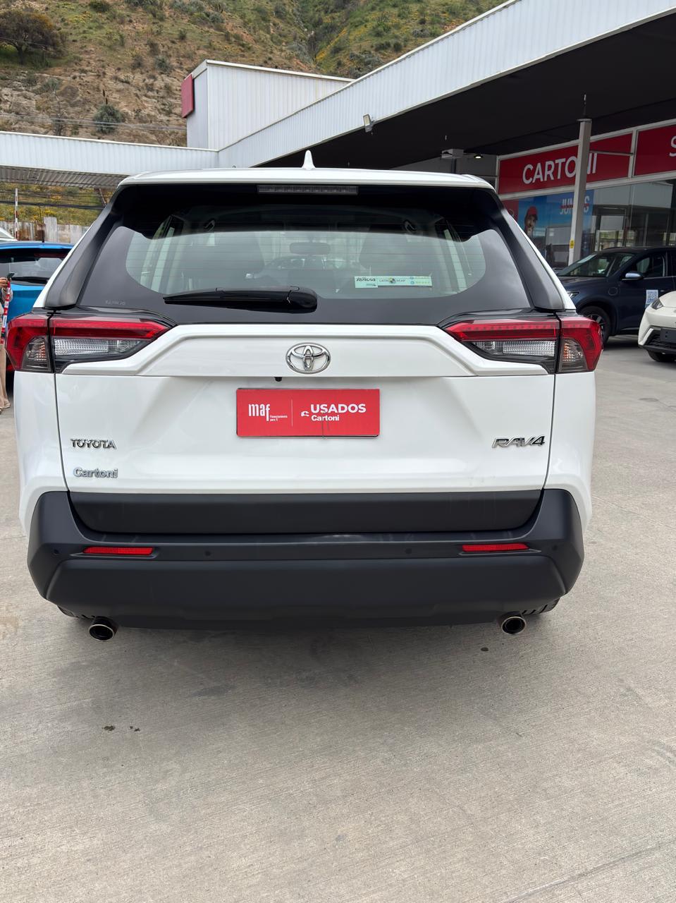 2024 Toyota RAV4 4X2 - Miniatura 3