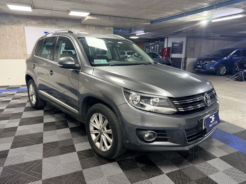 2012 Volkswagen TIGUAN - Miniatura 6