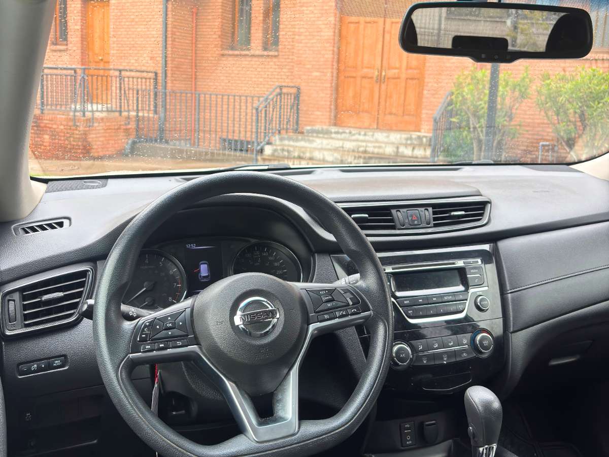 2018 Nissan X-TRAIL Blanco - Miniatura 8
