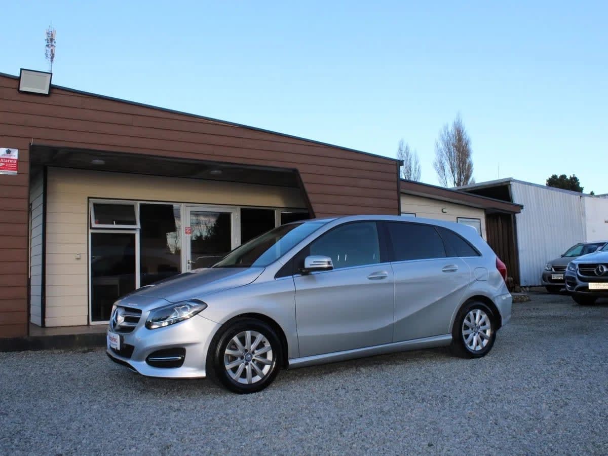 2016 Mercedes-Benz B180 MERCEDES BENZ 1.6 Plata - Imagen 1