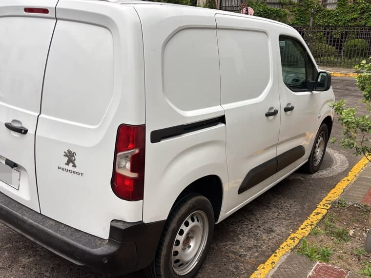 2023 Peugeot PARTNER BLUEHDI - Miniatura 8