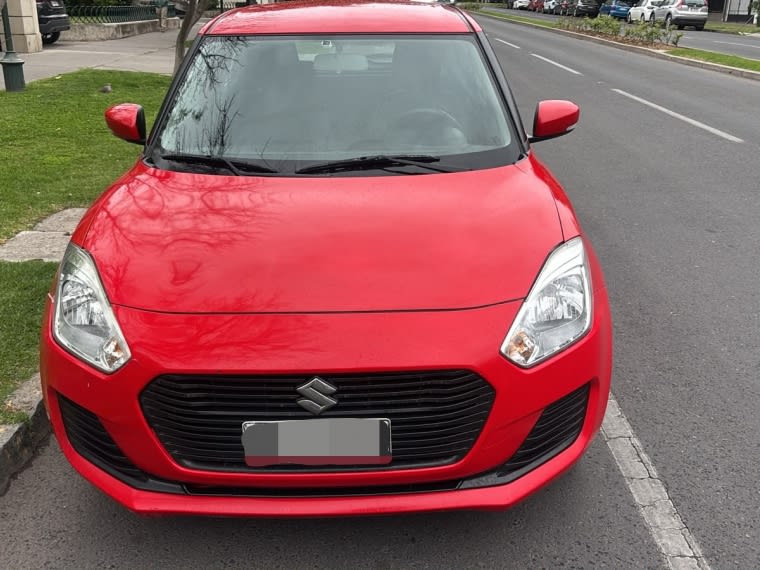 2021 Suzuki SWIFT 2WD - Miniatura 3