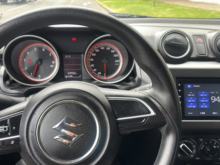 2021 Suzuki SWIFT 2WD - Miniatura 9