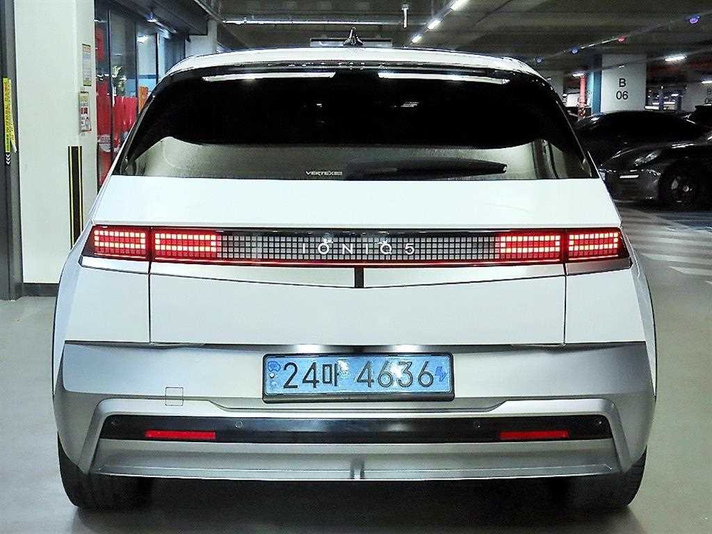 2025 Hyundai Ioniq 5 Ref 427729 Diesel Blanco - Miniatura 5