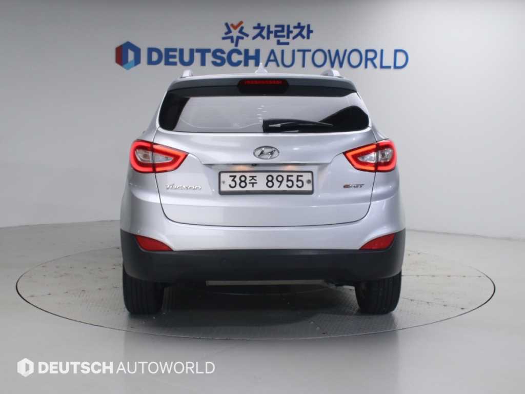 2014 Hyundai Tucson iX Gris - Miniatura 4