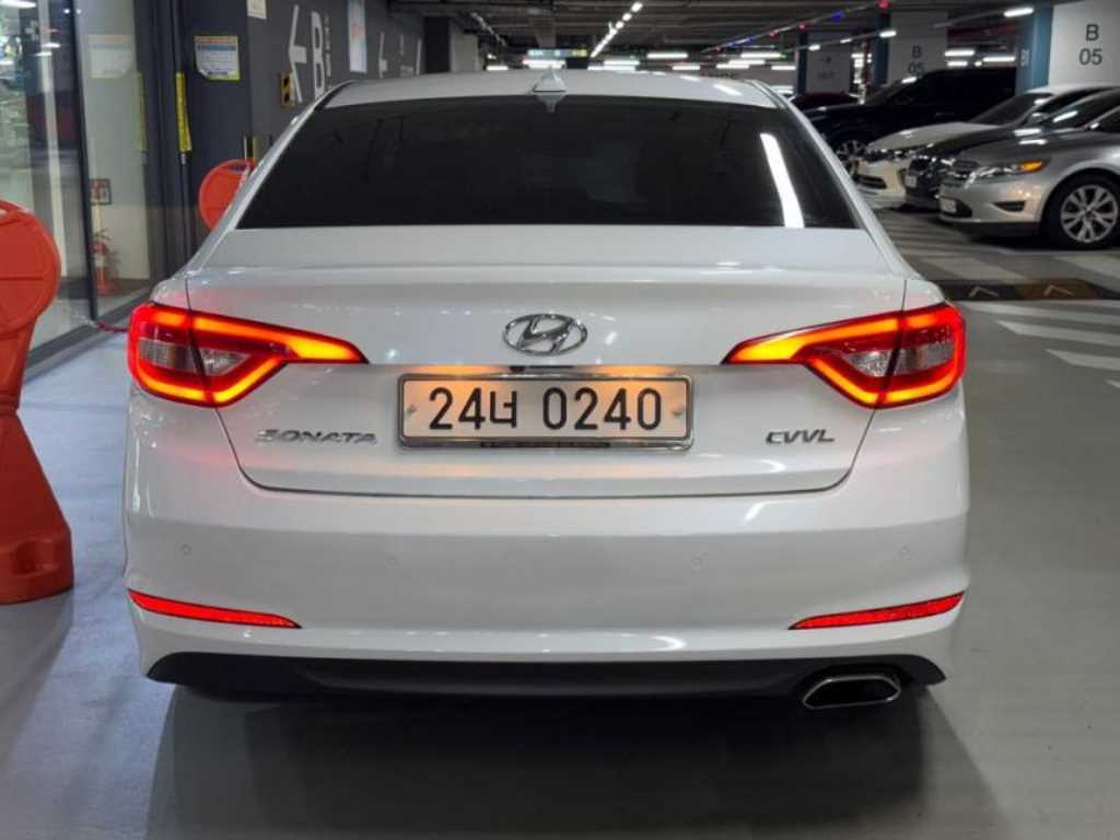 2015 Hyundai Sonata 2.0 Blanco - Miniatura 5