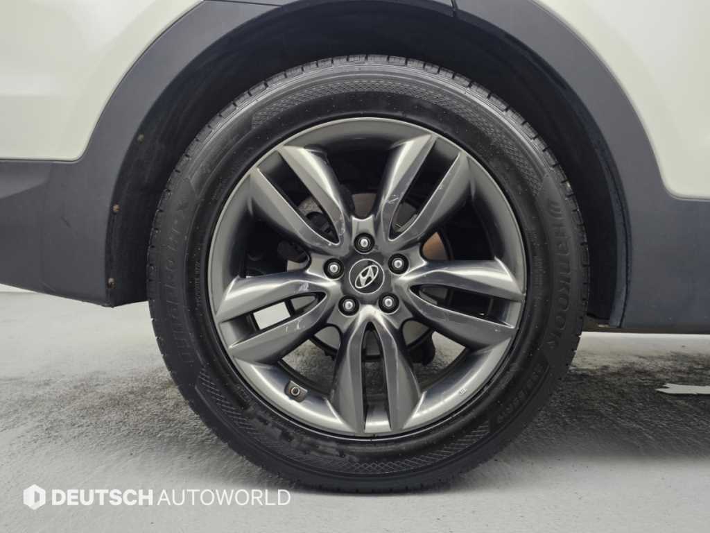2014 Hyundai Santa Fe DM - Miniatura 5