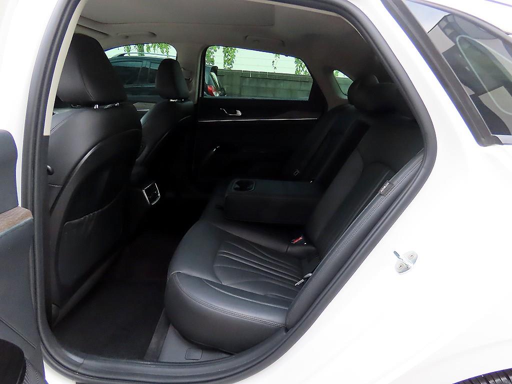 2021 Kia K5 3rd - Miniatura 6