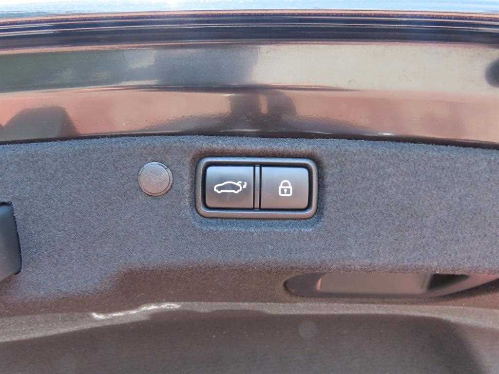 2017 Kia K7 3.3 - Miniatura 6