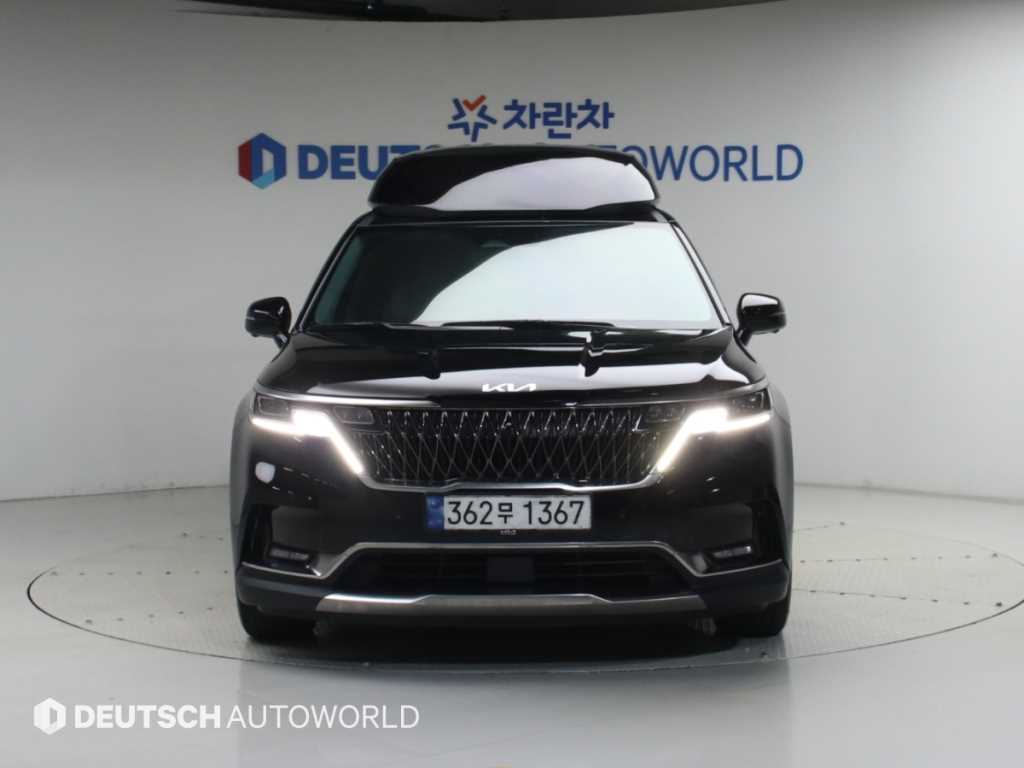 2023 Kia Carnival 4th Negro - Miniatura 3