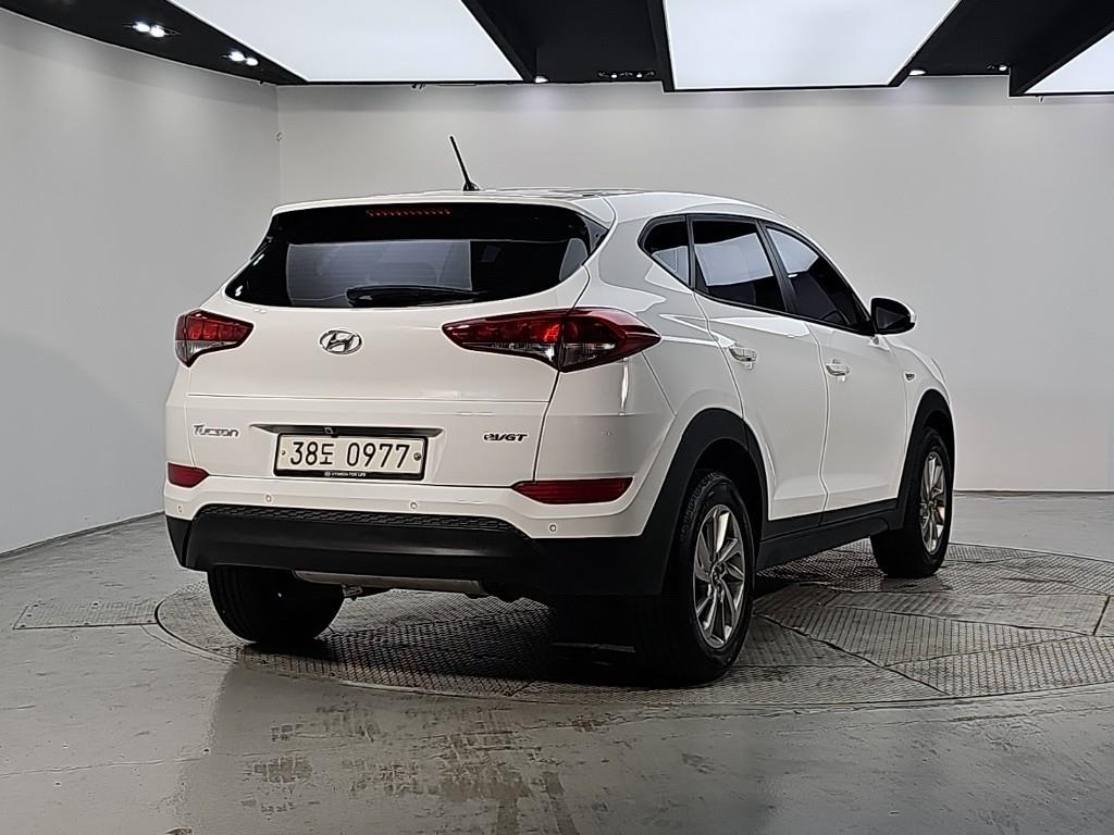2016 Hyundai Tucson Diesel Blanco - Miniatura 4